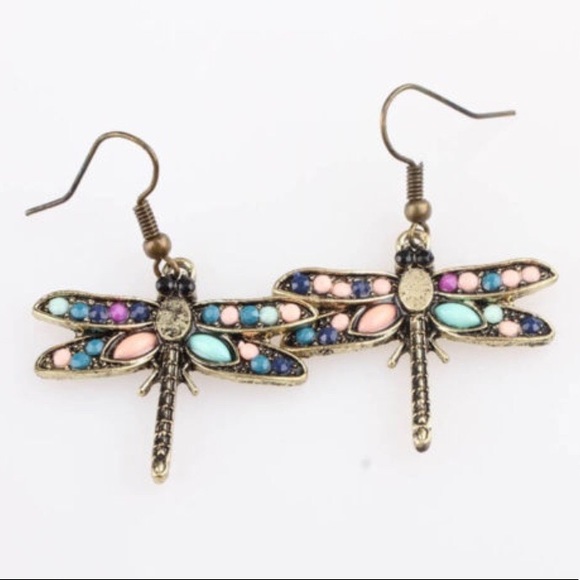 Jewelry - **LAST ONE!** Beaded Dragonfly Earrings